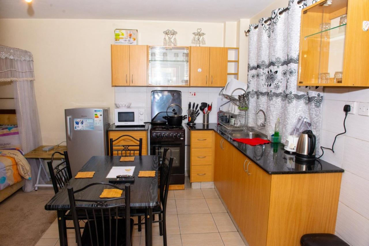 Mercy-Phillips Apartments Located At Eagle Tower Building Nairobi City Centre Ngoại thất bức ảnh