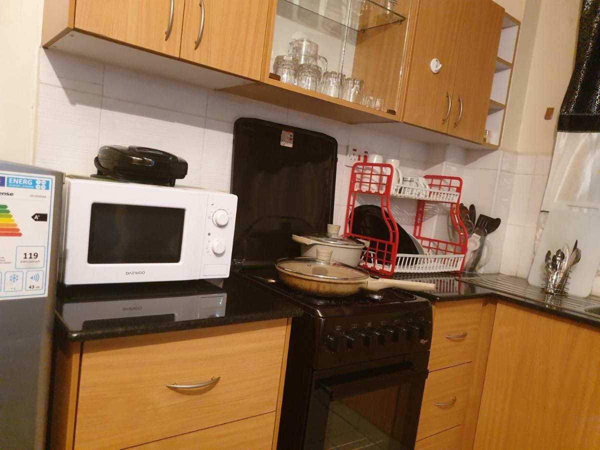 Mercy-Phillips Apartments Located At Eagle Tower Building Nairobi City Centre Ngoại thất bức ảnh