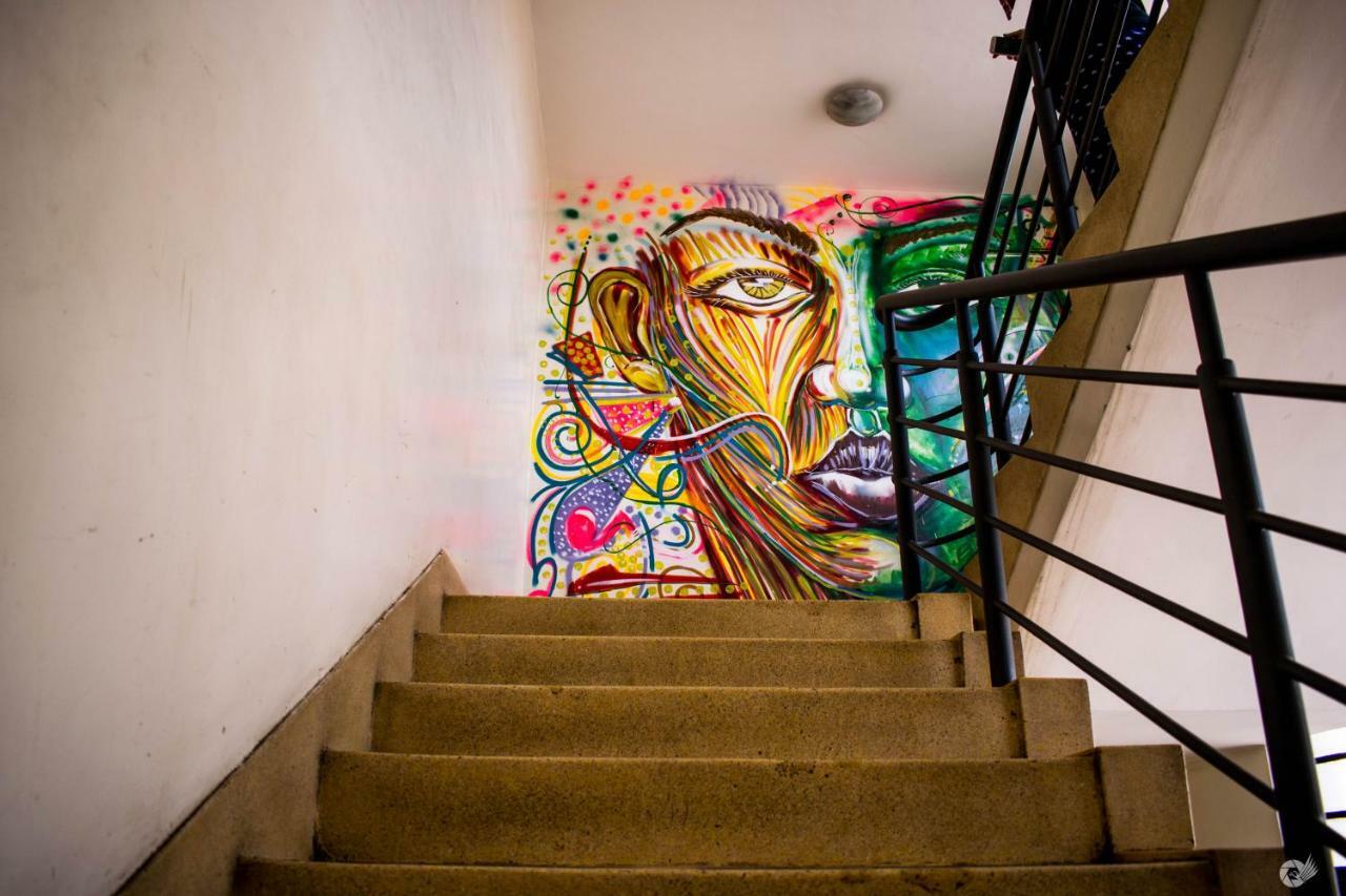 Mercy-Phillips Apartments Located At Eagle Tower Building Nairobi City Centre Ngoại thất bức ảnh